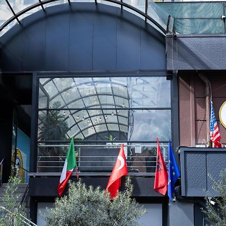 4R Colombo Hotel Тирана Экстерьер фото