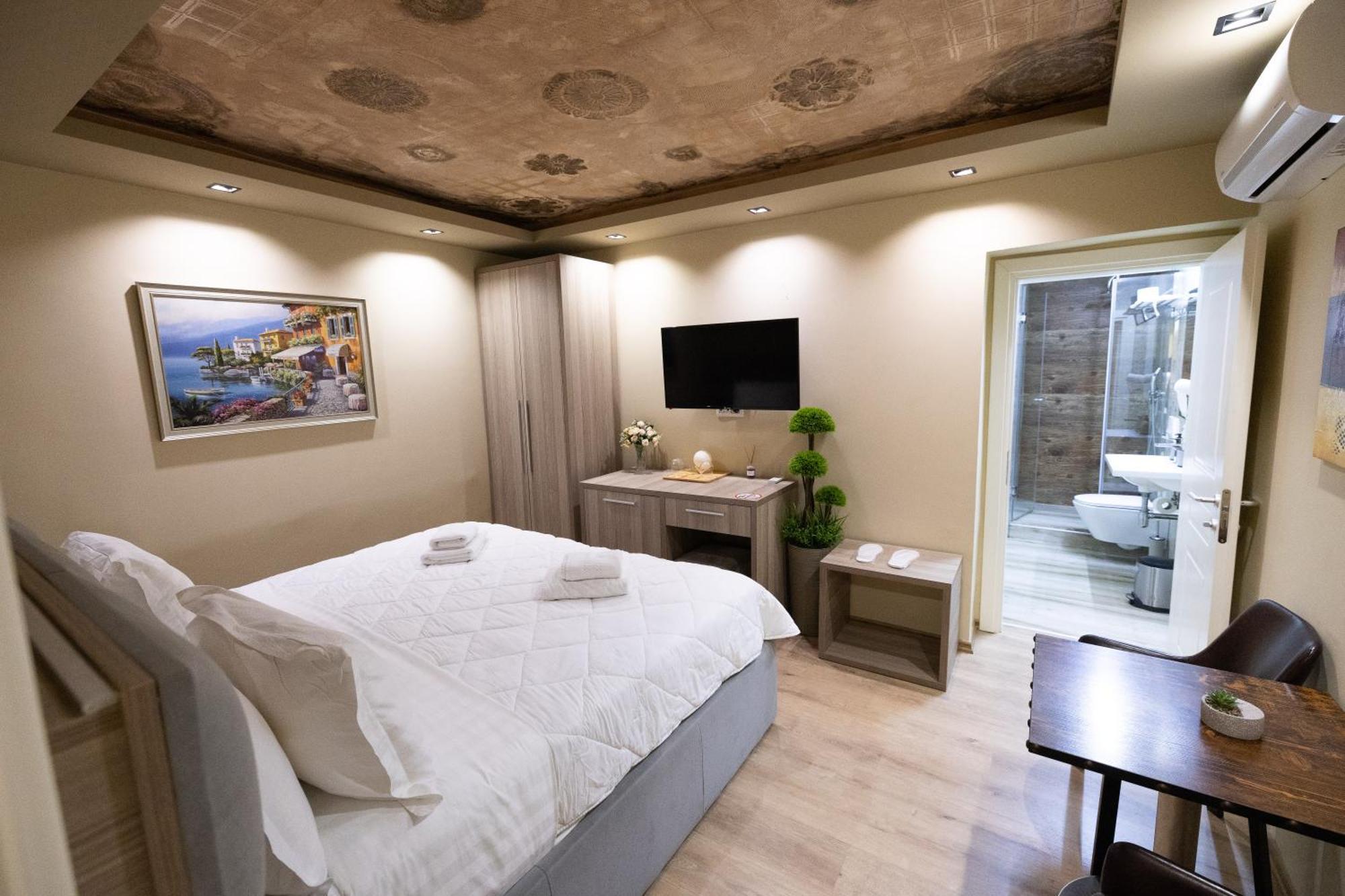 4R Colombo Hotel Тирана Экстерьер фото