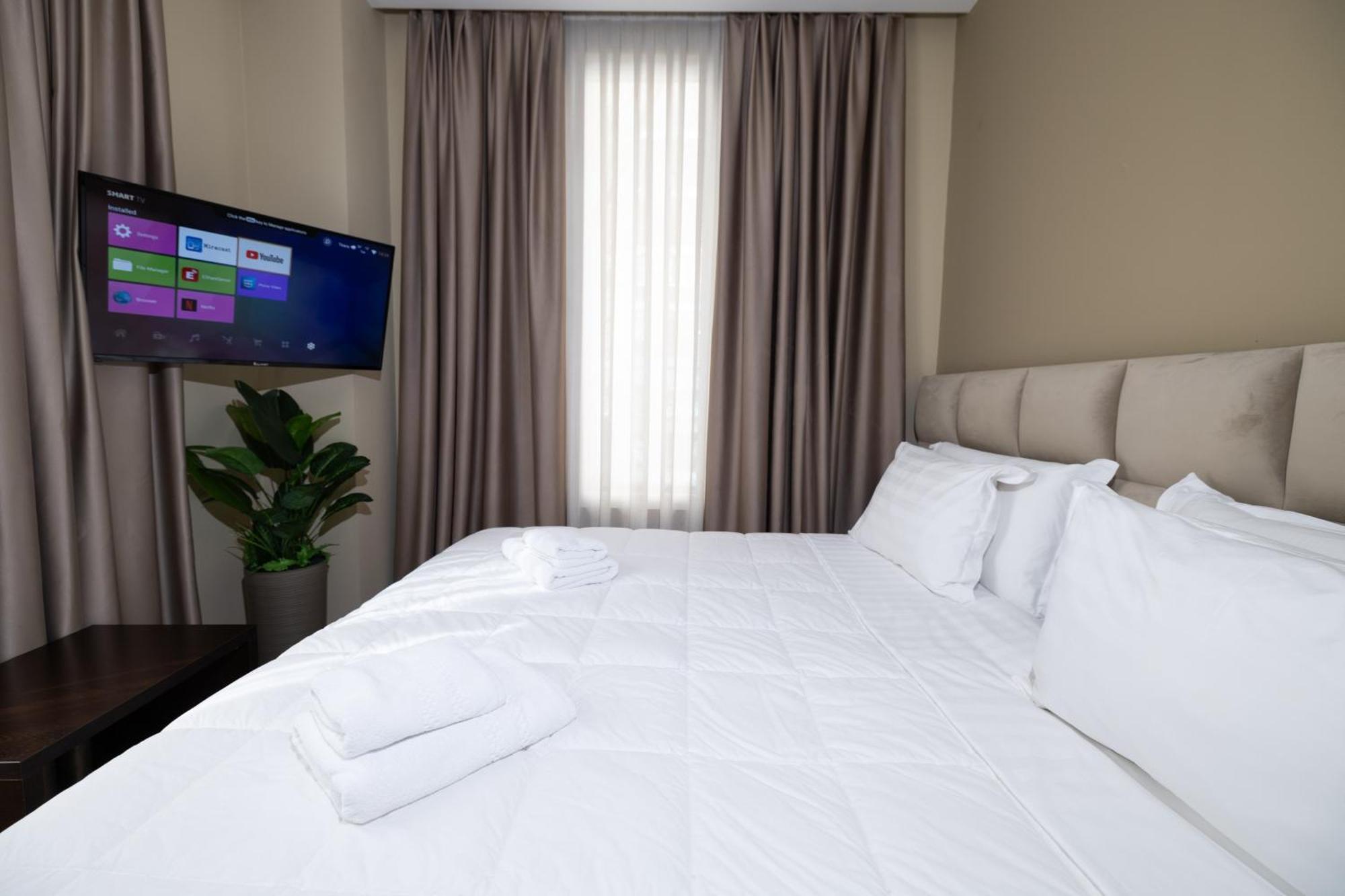 4R Colombo Hotel Тирана Экстерьер фото