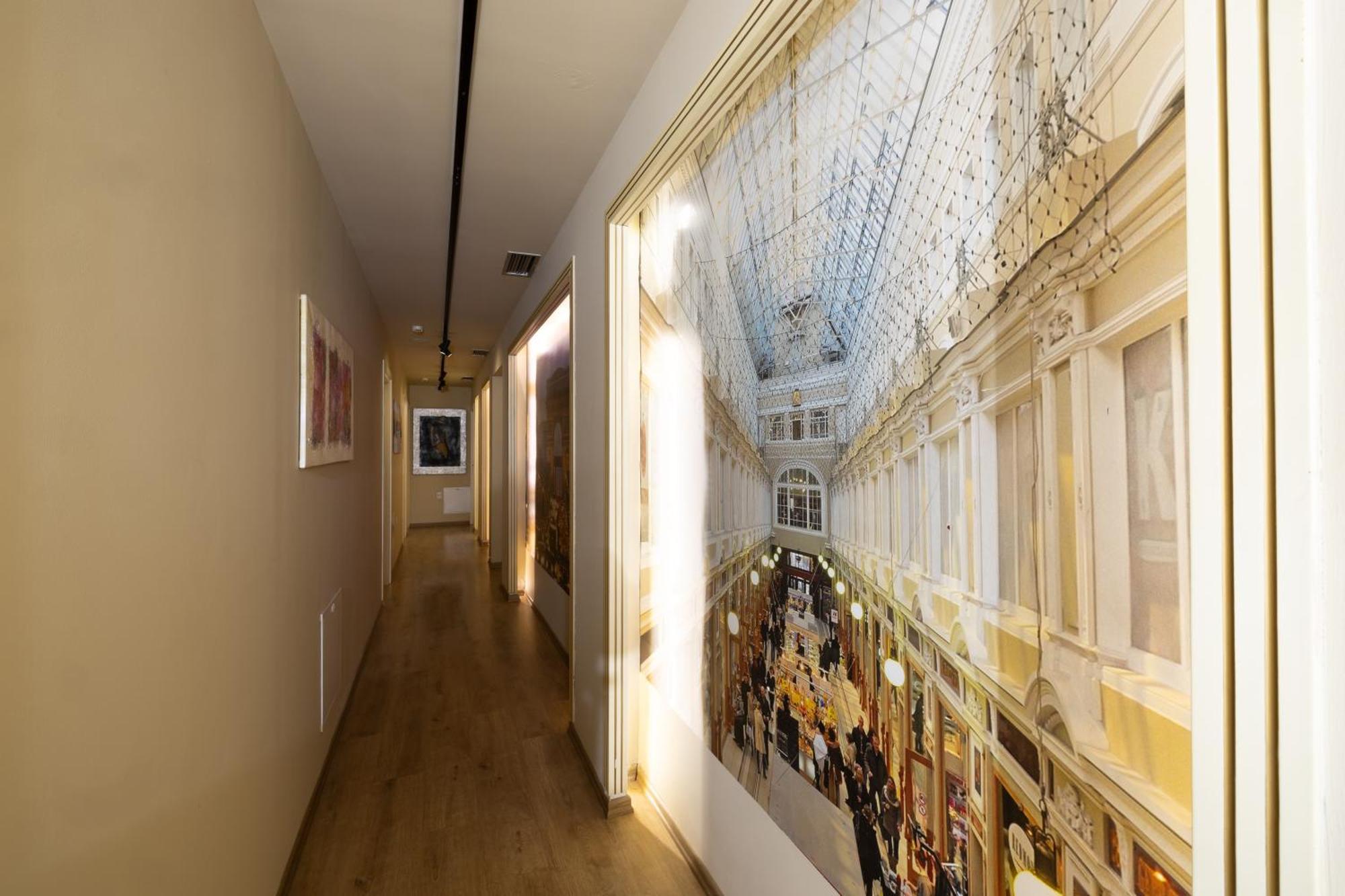 4R Colombo Hotel Тирана Экстерьер фото